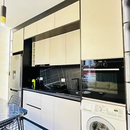 Luxurious - Self Check-in * ティラナ