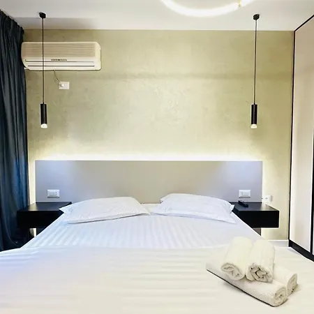 Luxurious - Self Check-in Apartment
