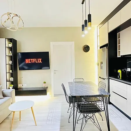 Luxurious - Self Check-in * Tirana