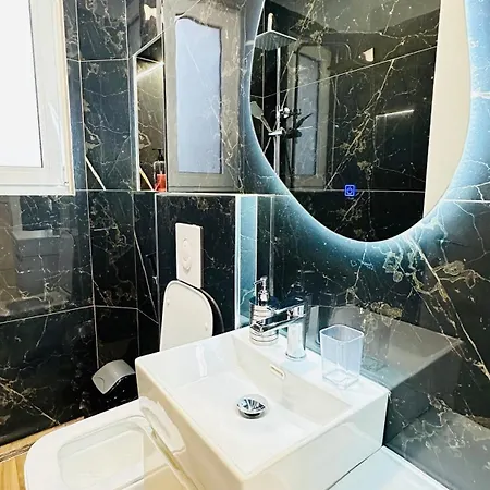 Luxurious - Self Check-in *